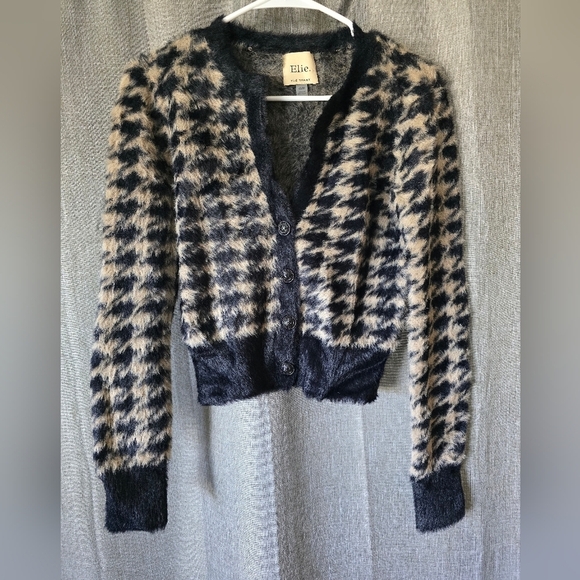 Elie Tahari Eyelash Faux Fur Houndstooth Crop Cardigan Sweater Beige Black Sz XS - Picture 1 of 5